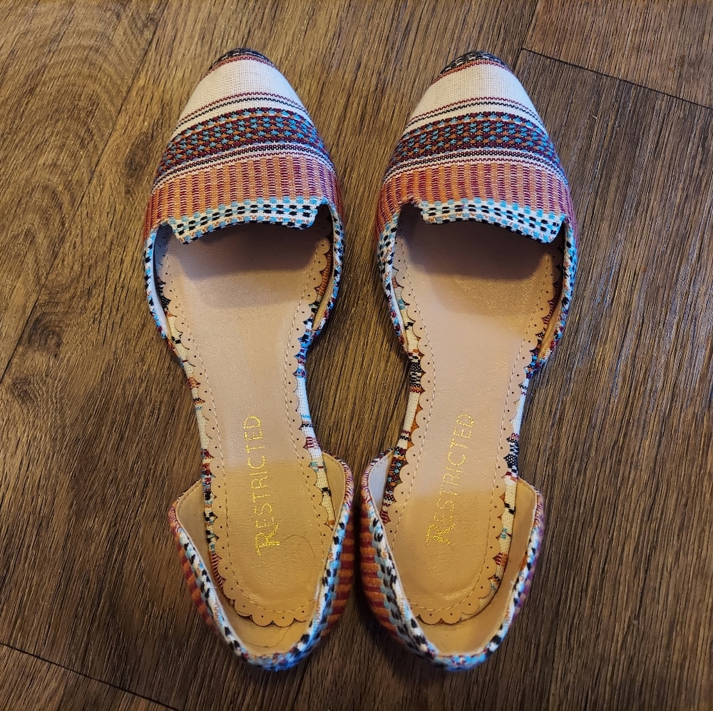 Women's Flats by Restricted